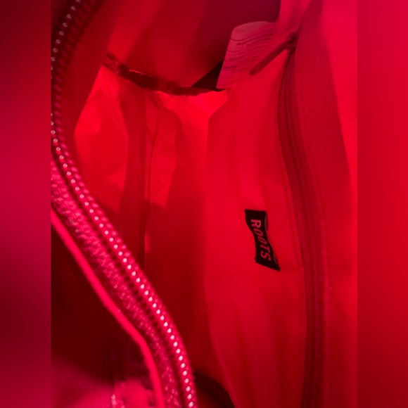 Roots mini duffel purse - Picture 8 of 9